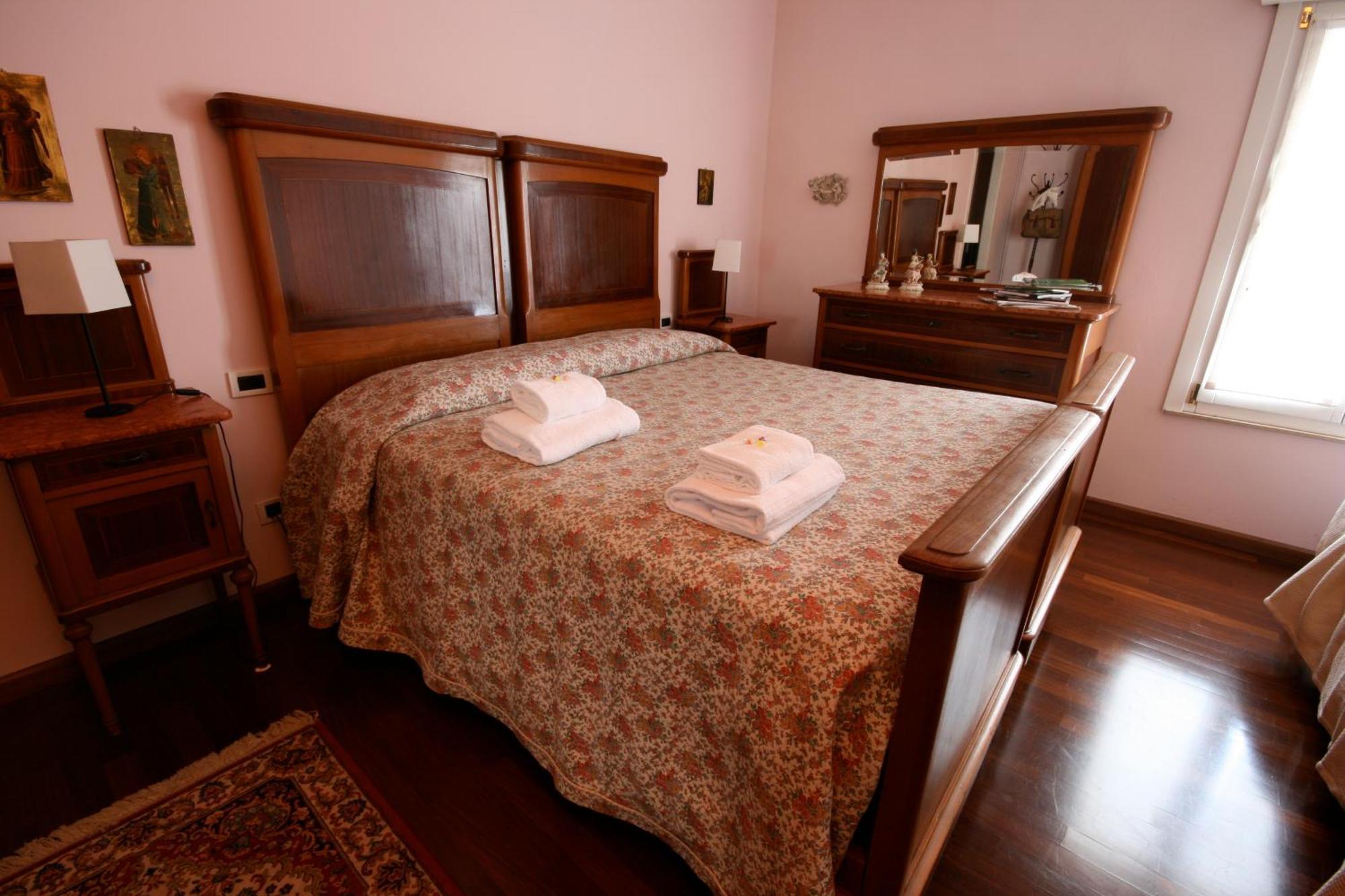 Corte Posta B&B - Parcheggio E Bagno In Camera マントヴァ 部屋 写真