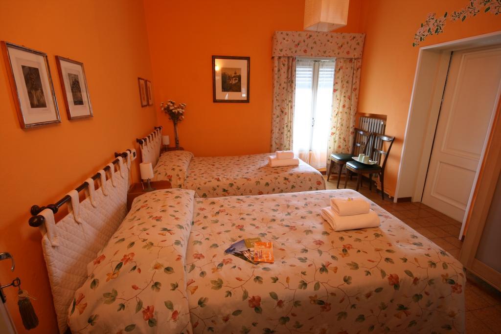 Corte Posta B&B - Parcheggio E Bagno In Camera マントヴァ 部屋 写真