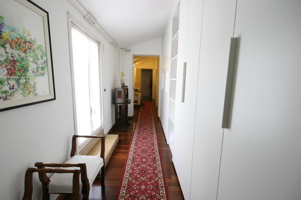 Corte Posta B&B - Parcheggio E Bagno In Camera マントヴァ エクステリア 写真