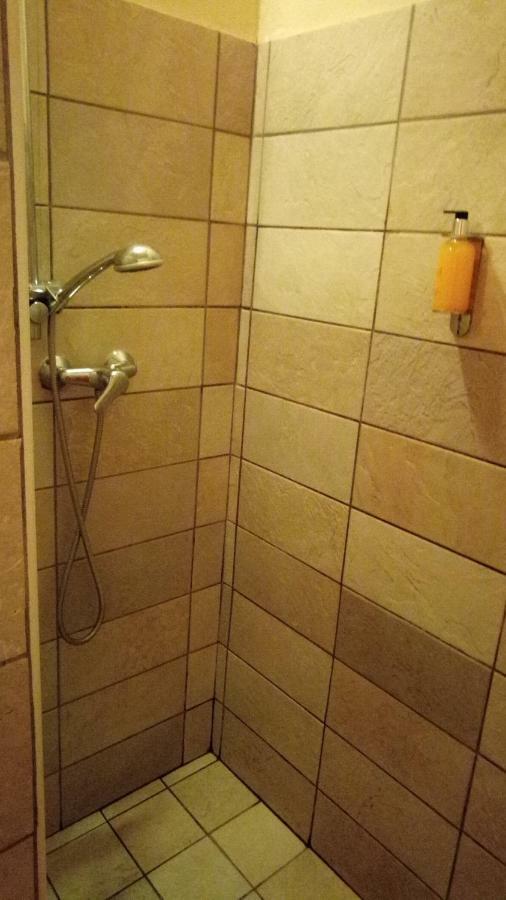 Corte Posta B&B - Parcheggio E Bagno In Camera マントヴァ エクステリア 写真